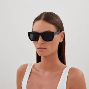 NEW SAINT LAURENT SUNGLASSES SLM131 001 WOMEN BLACK SQUARE EYEWEAR SL M131 001 Saint Laurent Sun SL M131/F 001 Sunglasses - US main image 4